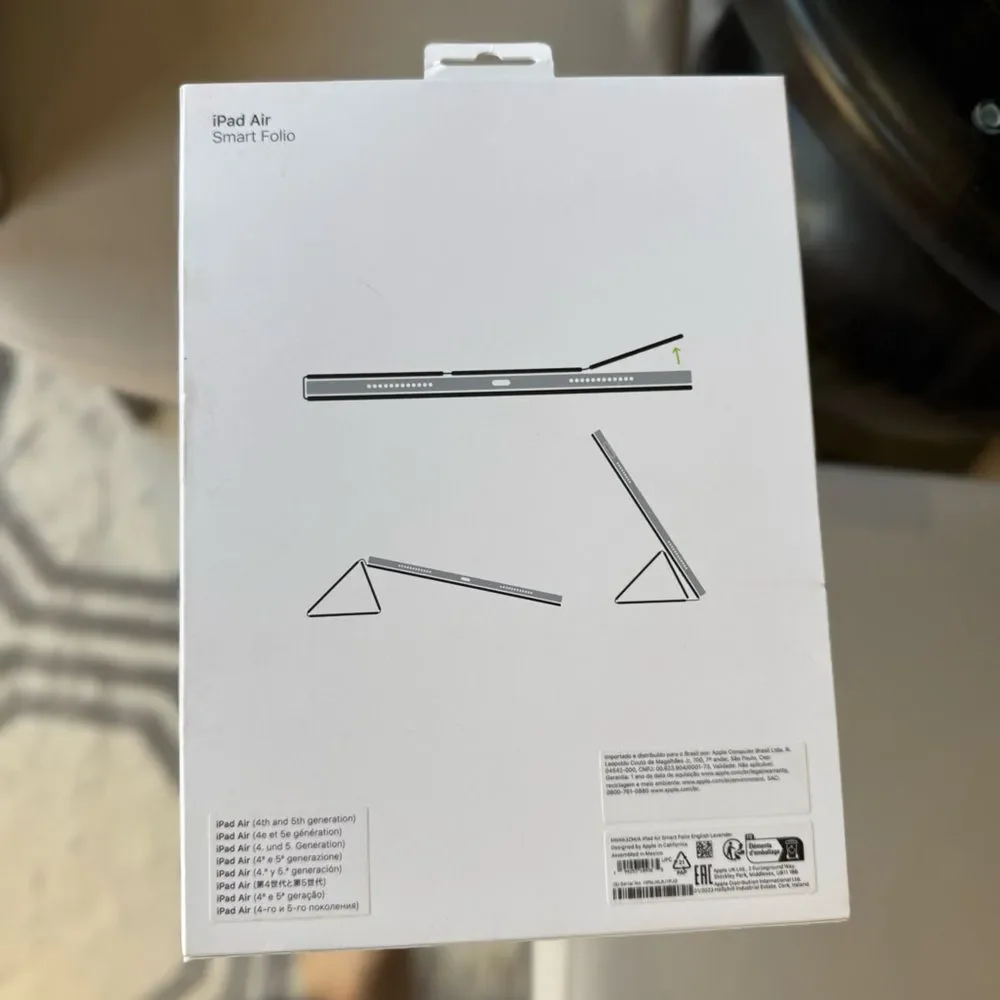 Apple iPad Air Smart Folio 4th and 5th Generation in English Lavender NIB